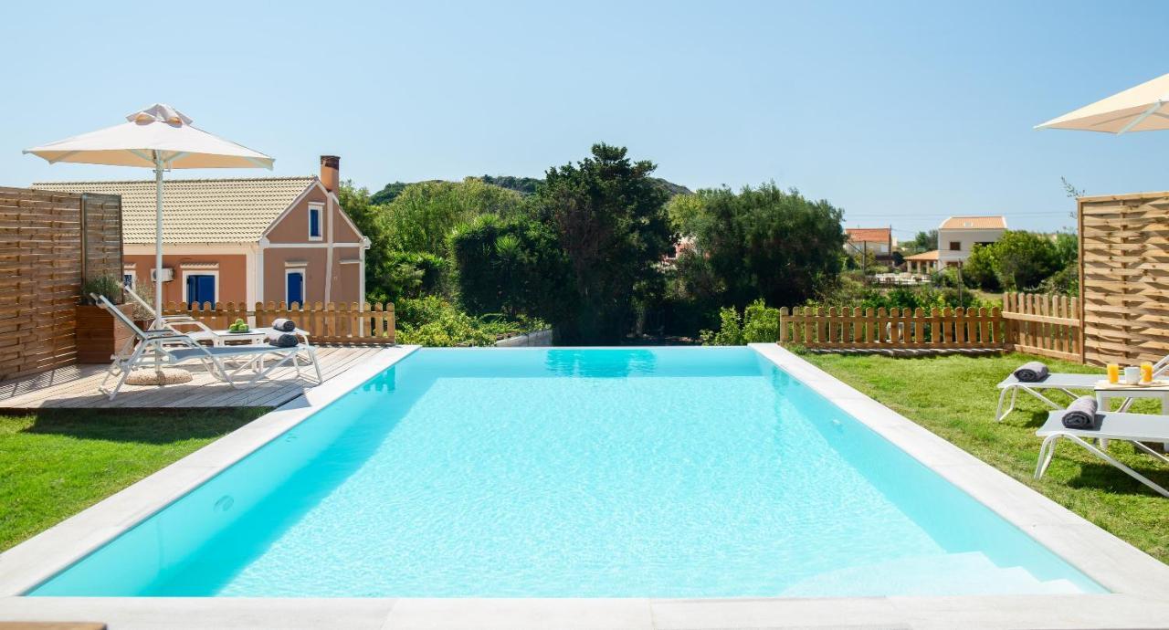 Reiki Villas Erikousa Ereikoussa Bagian luar foto